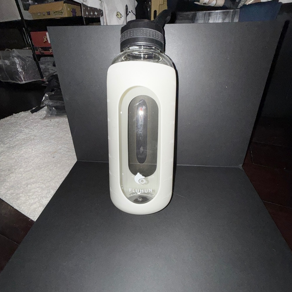 FLUHUN Glass Water Bottle Unisex 1500ml White New Silicone Sleeve Time Marker